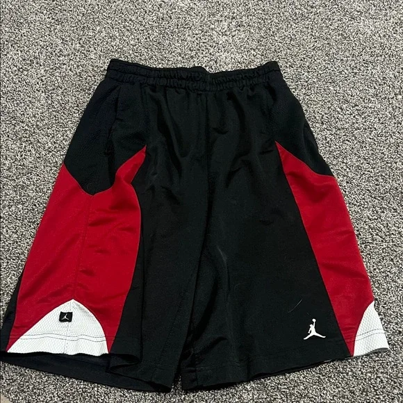 Jordan Black Sports Shorts - Picture 2 of 4